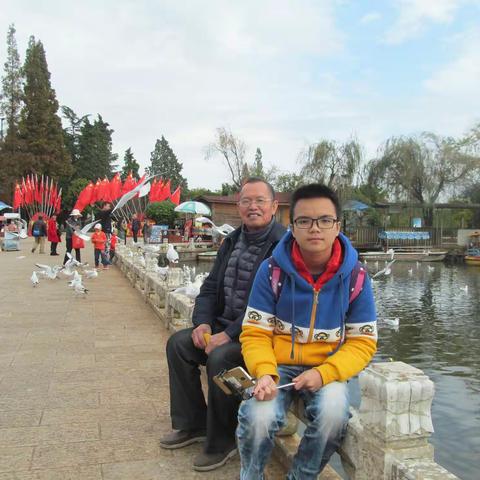 2017-11-1上苍 山下洱海