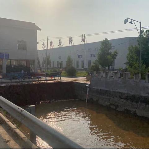 众志成城抗旱灾 真抓实干谋发展