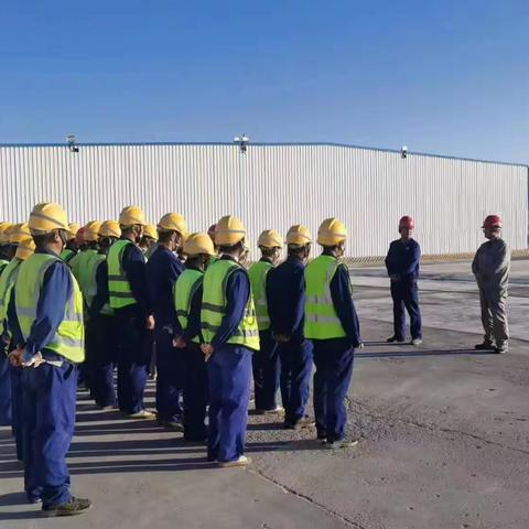 坚守平凡岗位  绽放检修风采