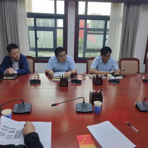 副县长王冰主持召开医养结合智慧服务平台项目专题会议
