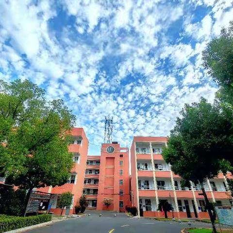 标题：青春无限，挑战极限—2218，意气风发