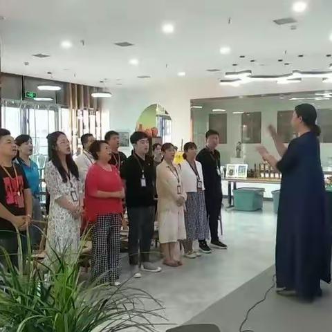 “忆党史 铭党恩 颂党绩”朝歌里党支部组织主题活动