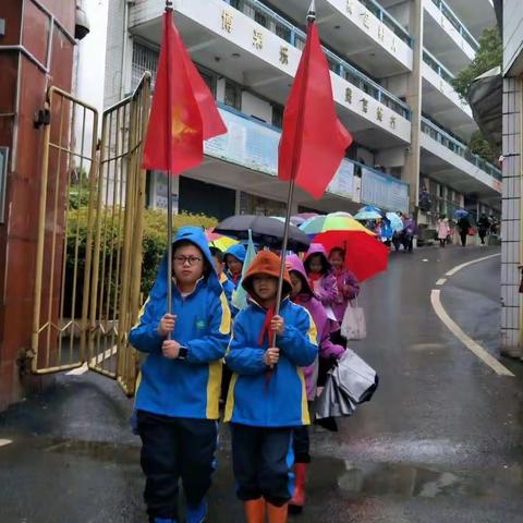 童心向党，祭奠革命先驱李达——三月学雷锋，传承艰苦奋斗精神