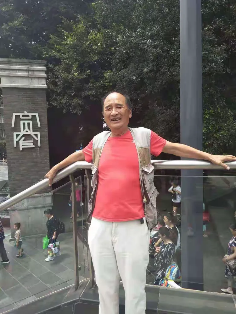 杨定戎在成都一2019记忆