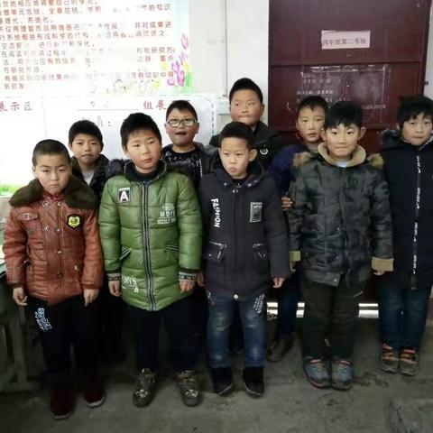 我们都有一个最美的梦想，加油！！！！！！让我们的梦想发光！！！