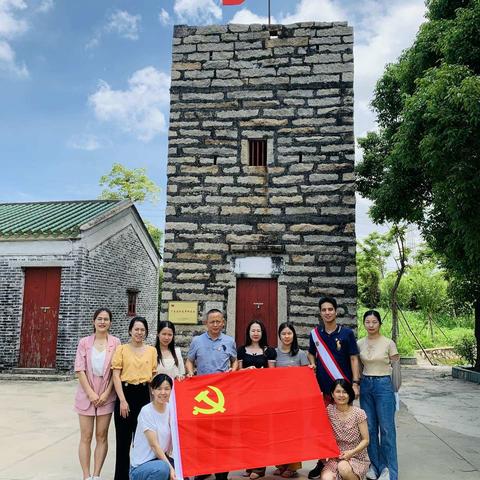 学习革命精神，汲取前进力量