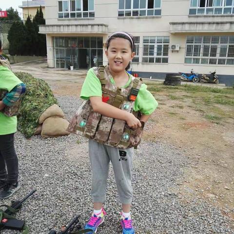 真人CS对抗赛，我最出彩！！！