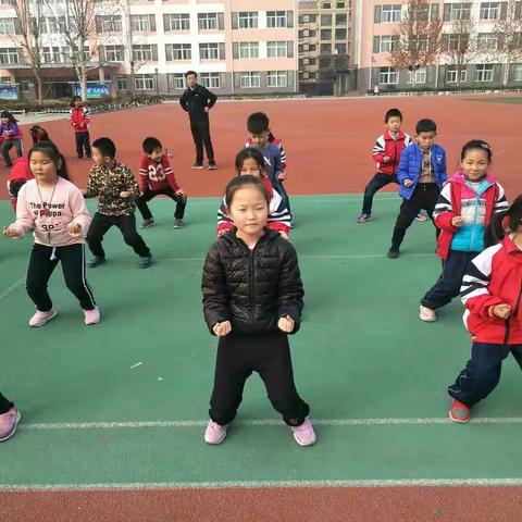 我们不做“羊倌”－－兴华学校规范体育课堂，打造精品课堂模式