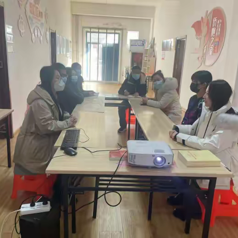 市中区兴隆街道兴隆山庄社区开展“垃圾分类，势在必行”党建引领分类宣传活动