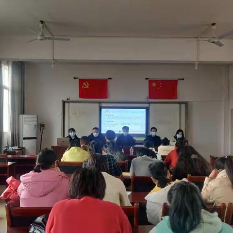 学习永不止步，师德铸就灵魂——记南陂中小学政治、业务学习