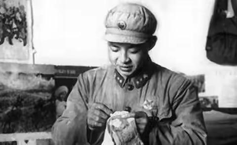 【舒兰实验•潜能教育】活动育人 | 践行雷锋精神，我们不缺席！一起定格好人好事温暖瞬间→