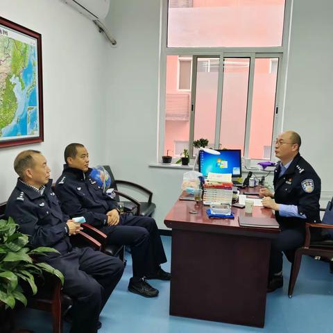 【学习二十大精神】副局长万长喜到红缨路派出所检查指导工作