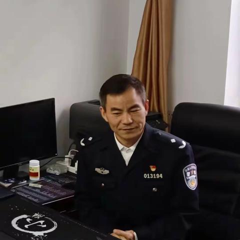 【喜迎二十大 忠诚保平安】副区长、分局党委书记、局长朱敏一行到红缨路派出所督导检查“十一”国庆安保重点工作