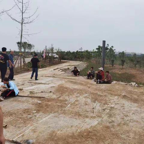 战旅发，强化措施再调度      赶工期，夜以继日守工地