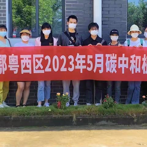 予人玫瑰手留余香—记名企志愿者来福利院慰问老人