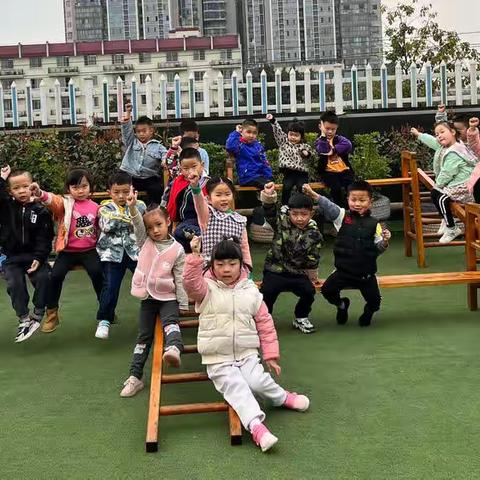 乐贝儿幼儿园中一班第十三周精彩分享