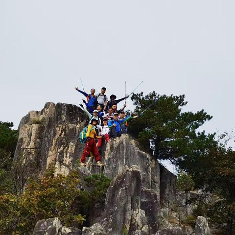 秋日登高望 天目揽新胜
