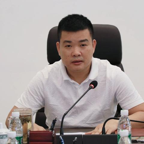 县水务集团有限公司召开试用期员工转正述职谈话会议
