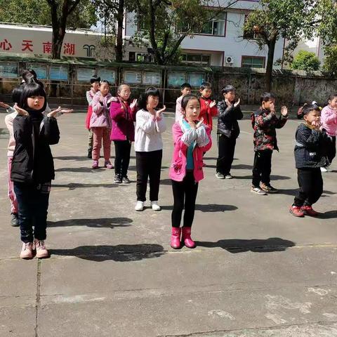 点点滴滴，记录成长（船湾完小三年级）