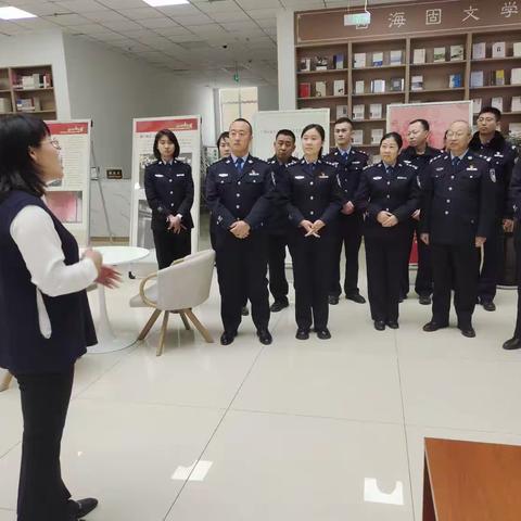 永远的女红军展出现场