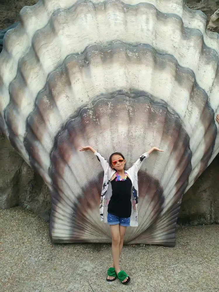 爸爸你看我像海蚌仙女不?爸爸这个是什么鱼?