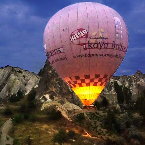 圆梦土耳其（3）——古剧场、鸽子谷、格莱美露天博物馆、热气球、盐湖、国父纪念馆