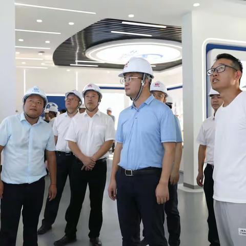 中铁上投副总经理唐刚一行到中铁四局一公司宁马城际铁路（马鞍山段）制梁场检查指导工作
