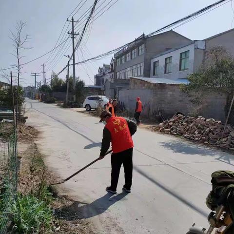 鹿湾村打响村庄清洁行动“春季战役”，为乡村按下“美颜键”