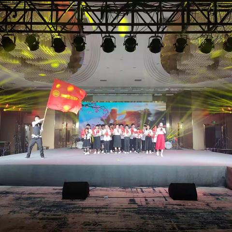 细心呵护脆弱心灵，让残缺的花朵美丽绽放