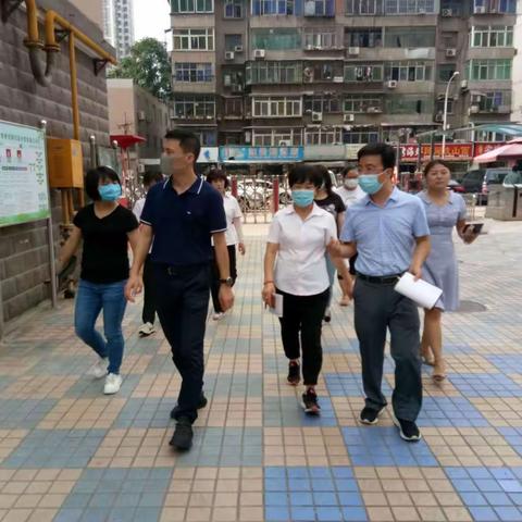 莲湖区副区长肖红亮赴西关街道督导检查创文工作开展情况