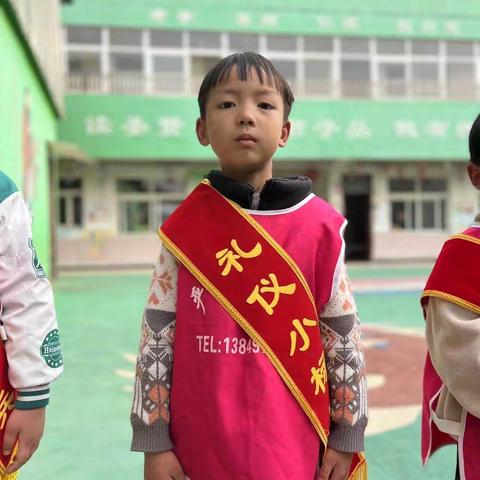 严老师国学幼儿园学二班——一周精彩回顾