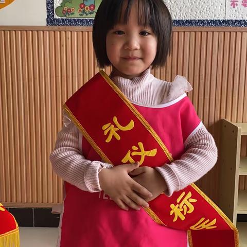 严老师国学幼儿园学二班——一周精彩回顾