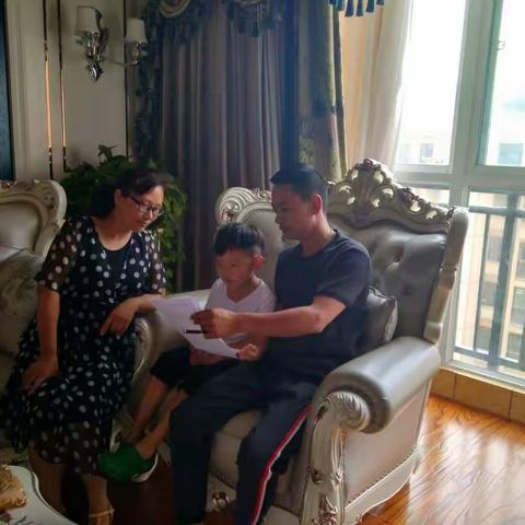 驻马店第三十三小学暑期家访活动