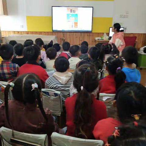 九九重阳节，浓浓敬老情