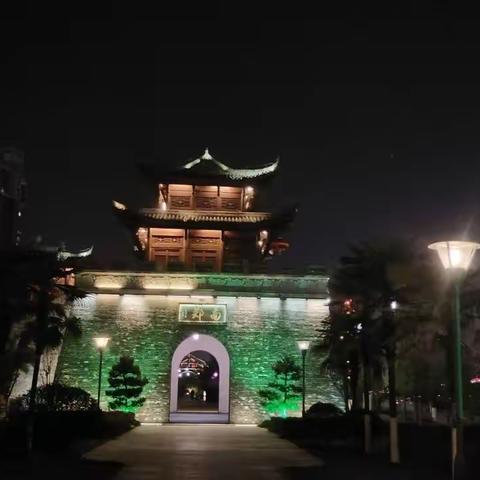 桥北广场夜景