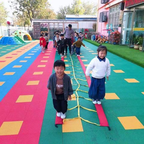 哈喽贝比幼儿园大三班精彩瞬间