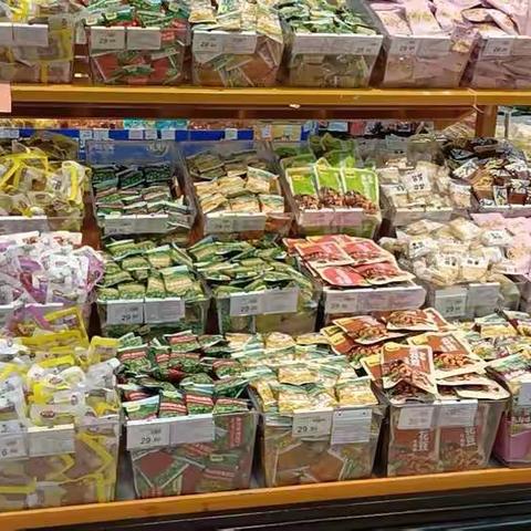 大洲店休闲区散称陈列图片