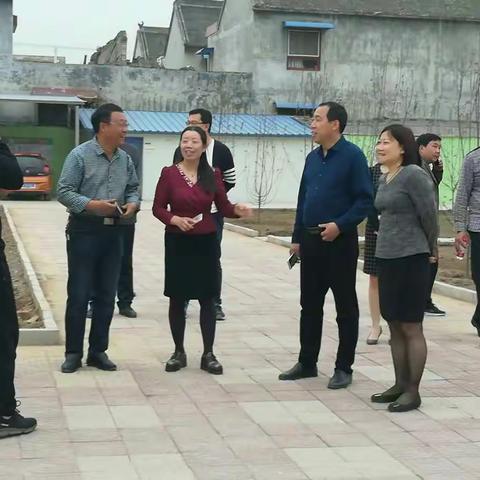 春天的故事 一一丁县长、史局长等领导莅临齐村小学指导农村寄宿制学校工作