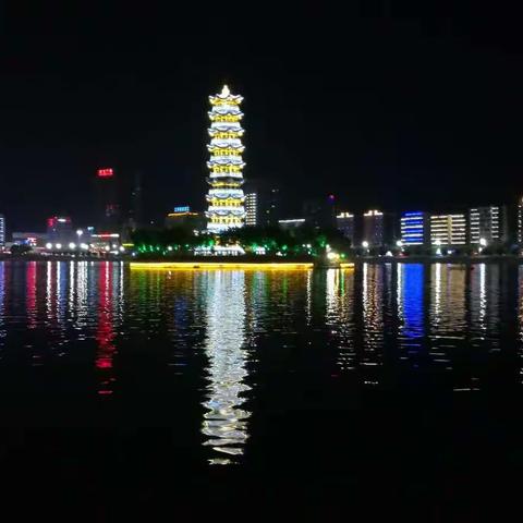 韶城夜色，美不胜收！