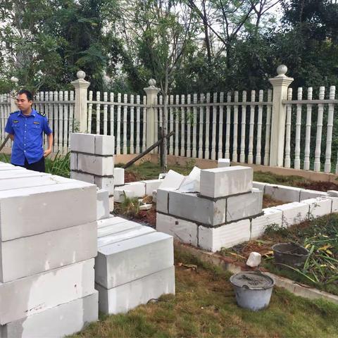 永秀花园北一区5栋北面未按规划图纸位置建设垃圾房投诉件（2018.11.20早已拆除）