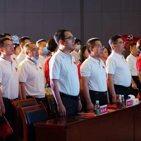 “壮丽100年、奋进新征程”——人行雅安中支成功举办庆祝中国共产党成立100周年文艺演出
