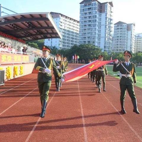 19烹饪五班校运会“真彩青春，绽放梦想”