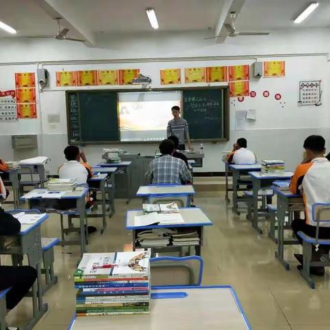 19烹饪五班“学习雷锋好榜样，争做文明青少年”活动