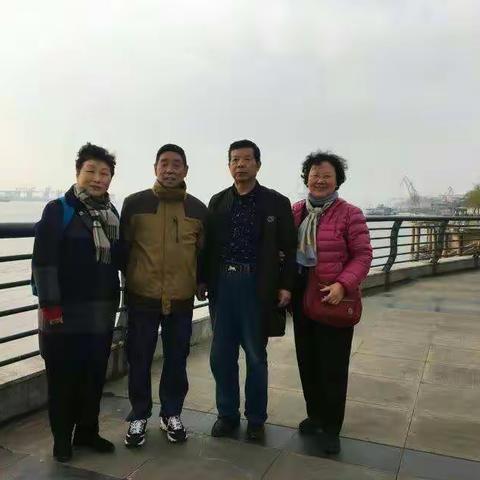 老同学相聚芜湖