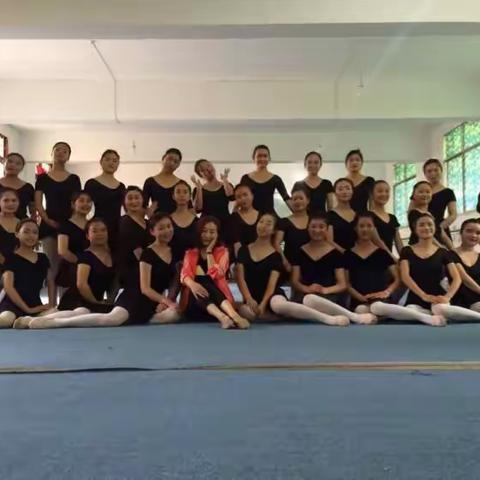 Zizi琦琦芭蕾五一贵阳启蒙一二级师资班