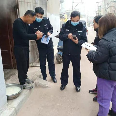 顺河回族区铁塔办事处北门社区开展平安建设安全感满意度走访宣传