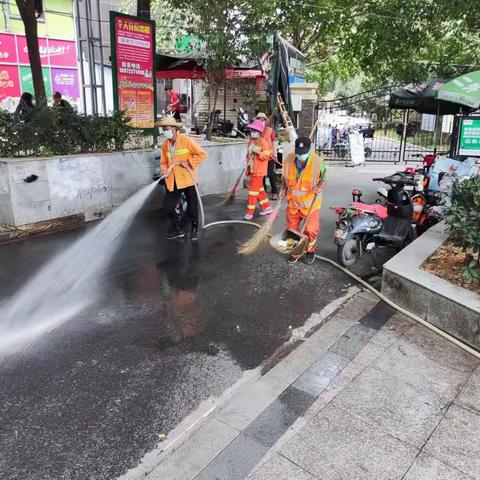 洪山区城市管理执法局开展周末大扫除活动简报