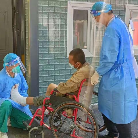 【喜迎二十大 同心护健康】 64团医院｜刘源:青春在战疫中闪耀光芒