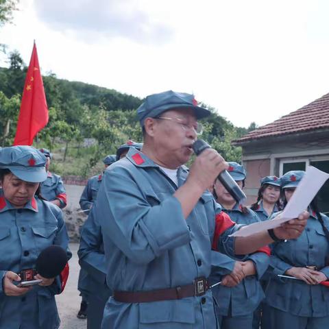 鸡冠山·家乡情·爱心小团队演艺剧照