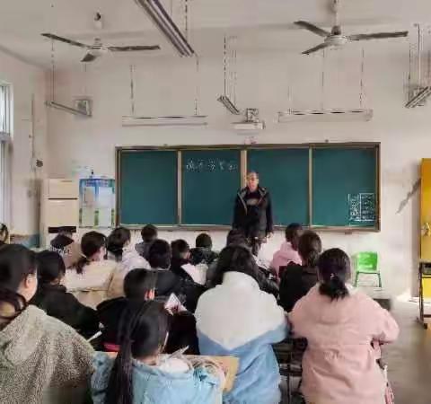 书香润童心  阅读伴成长—黎良小学读书活动